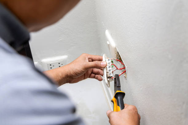 Best Affordable Emergency Electrician  in Maysville, MO